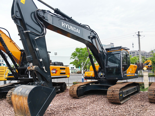 Used Hyundai R305LC-9T Excavator | 30 Ton Large Crawler Excavator | Ready To Work