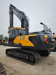 Second Hand Volvo EC220 Medium Duty Crawler Excavator 22Ton Construction Earthmoving Unit Ready Stock